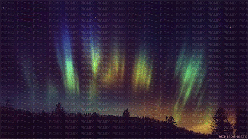 Northern lights - GIF เคลื่อนไหวฟรี
