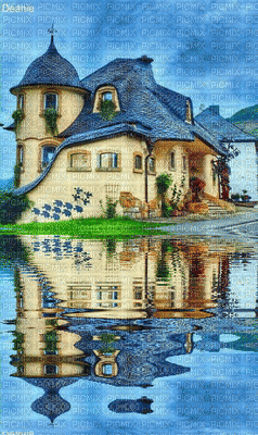 Blue Roofed House water reflection - GIF เคลื่อนไหวฟรี