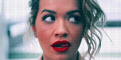 Rita Ora - GIF animado grátis