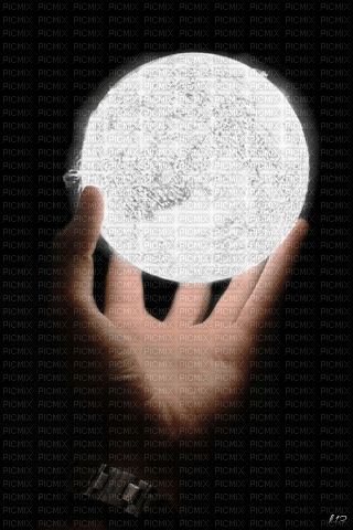 Księżyc w dłoni - GIF animate gratis