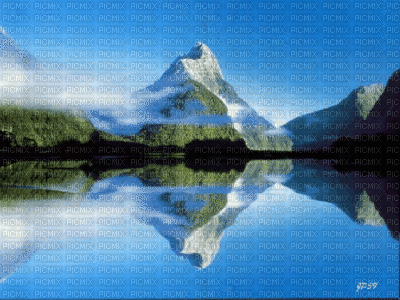 montagne lac animé - GIF animé gratuit