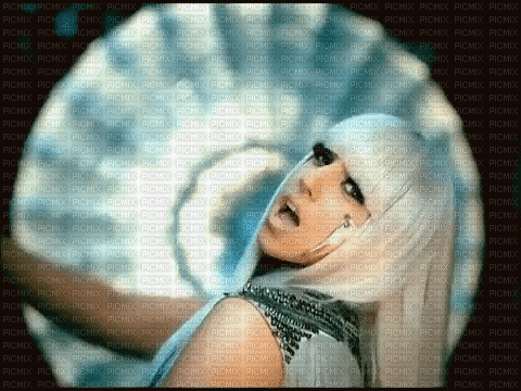 Lady Gaga Poker Face 1 - 免费动画 GIF