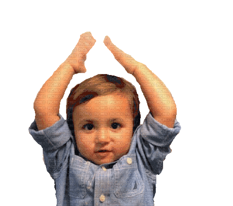 Clapping toddler - Free animated GIF