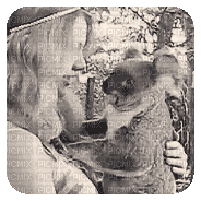 kobieta z misiem koala - Безплатен анимиран GIF
