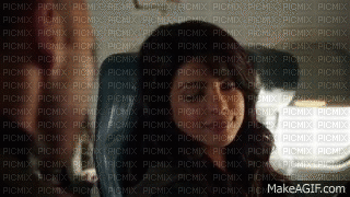 Priyanka Chopra Quantico - Gratis animerad GIF