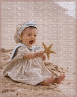 bébé avec une étoile de mer - GIF animé gratuit
