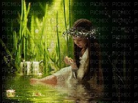 Petite fille dans une rivière - gratis png