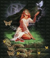 femme assise au bord de l'eau colombe et papillon