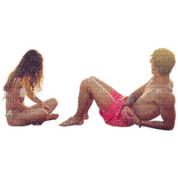 COUPLE-SITTING-ON THE BEACH - kostenlos png