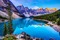 landskap med berg och sjö - ilmainen png animoitu GIF