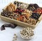 Cadeau de panier sucré et salé dried mixed nuts crate - δωρεάν png κινούμενο GIF